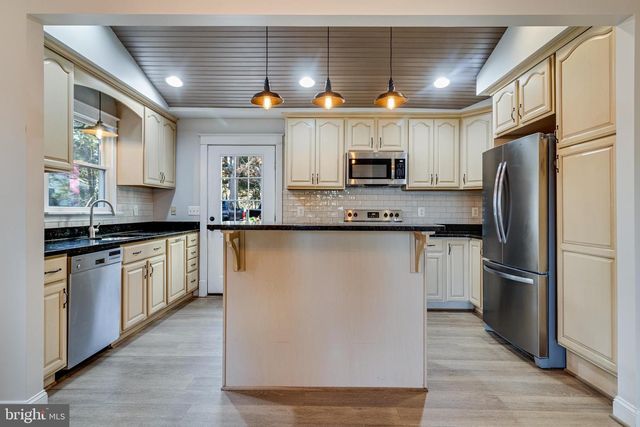 28055 OLD VILLAGE RD, Mechanicsville, MD 20659