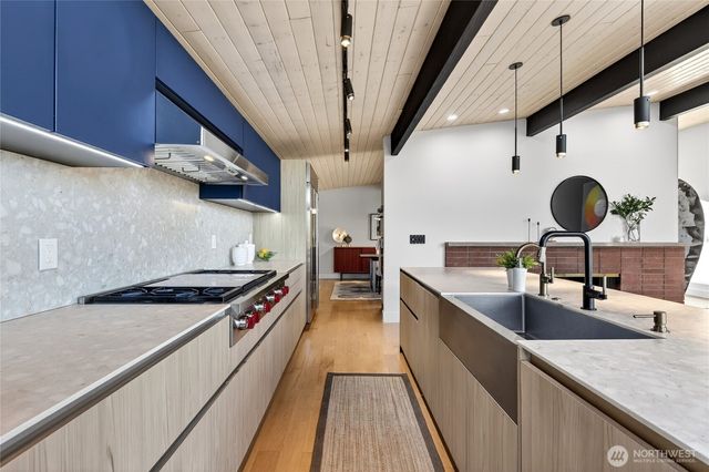 2332 128th Avenue SE, Bellevue, WA 98005