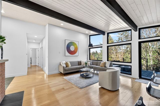 2332 128th Avenue SE, Bellevue, WA 98005