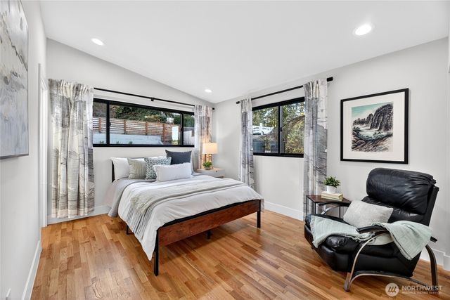 2332 128th Avenue SE, Bellevue, WA 98005