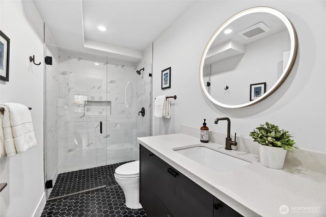 2332 128th Avenue SE, Bellevue, WA 98005