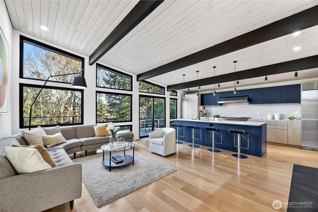 2332 128th Avenue SE, Bellevue, WA 98005