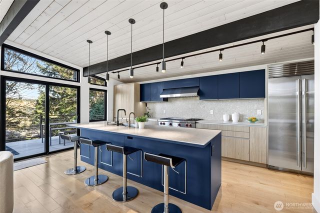 2332 128th Avenue SE, Bellevue, WA 98005