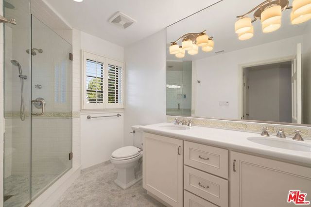 524 N Rockingham Avenue, Los Angeles, CA 90049