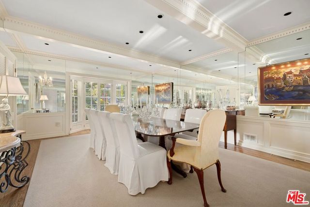 524 N Rockingham Avenue, Los Angeles, CA 90049