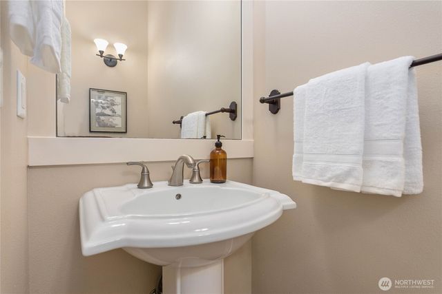 61 Windward Drive, Bellingham, WA 98229