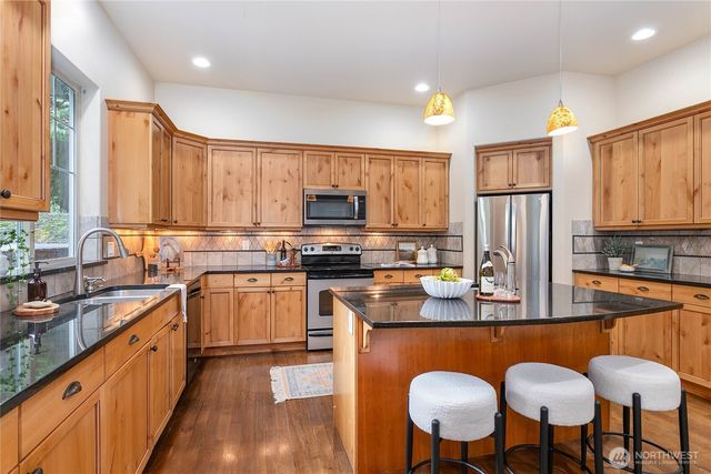 61 Windward Drive, Bellingham, WA 98229