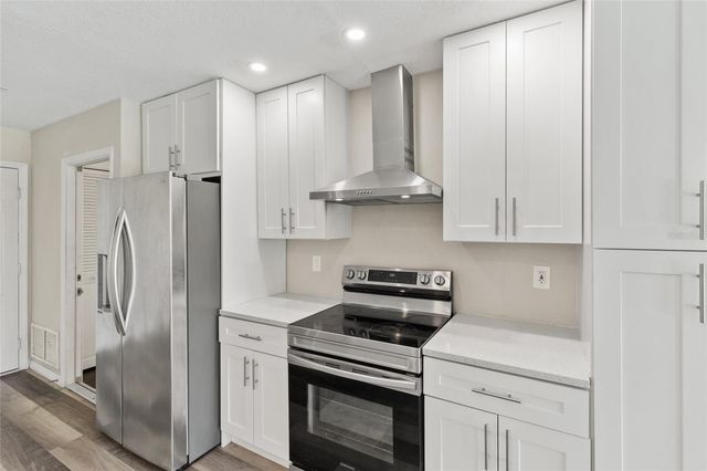 1009 KINGS COURT, Venice, FL 34293