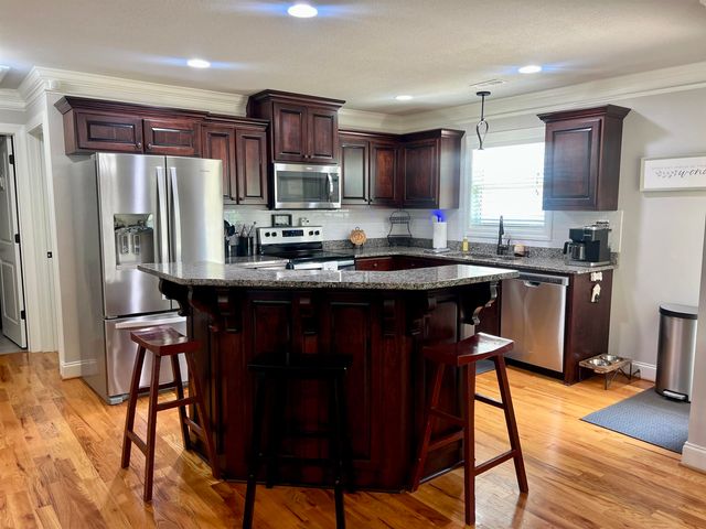 111 Barbara Ave., Gaffney, SC 29341