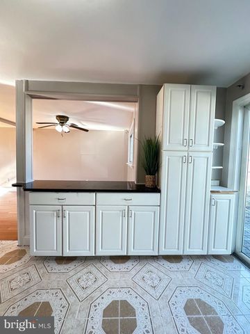 5311 GARDEN AVE, Pennsauken, NJ 08109