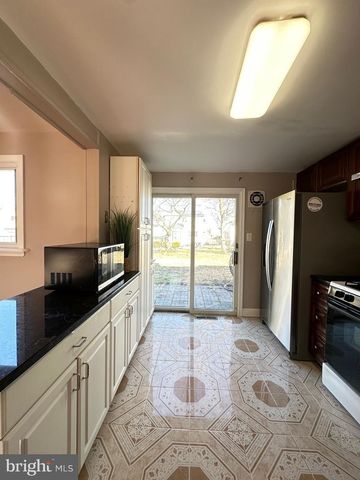 5311 GARDEN AVE, Pennsauken, NJ 08109