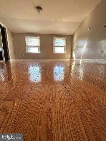 5311 GARDEN AVE, Pennsauken, NJ 08109