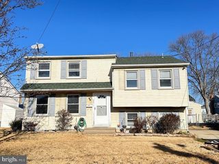 5311 GARDEN AVE, Pennsauken, NJ 08109