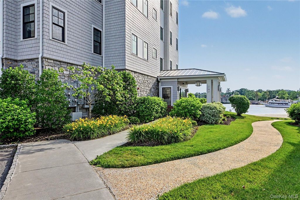 740 Davenport Avenue 1, New Rochelle, NY 10805