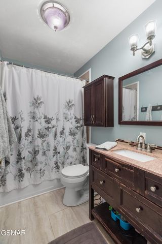 1302 Irwin Drive, Powell, TN 37849