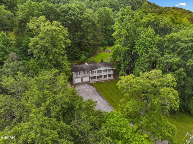 1302 Irwin Drive, Powell, TN 37849