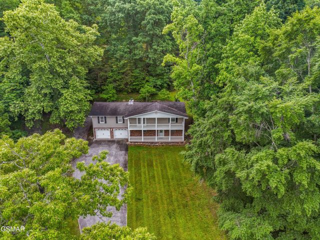 1302 Irwin Drive, Powell, TN 37849