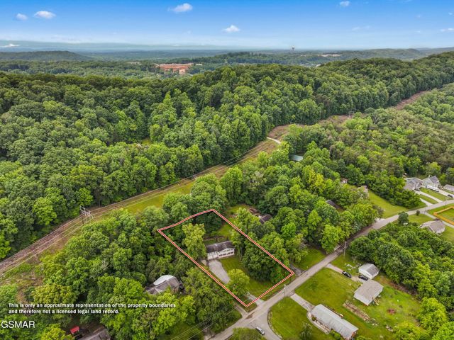 1302 Irwin Drive, Powell, TN 37849