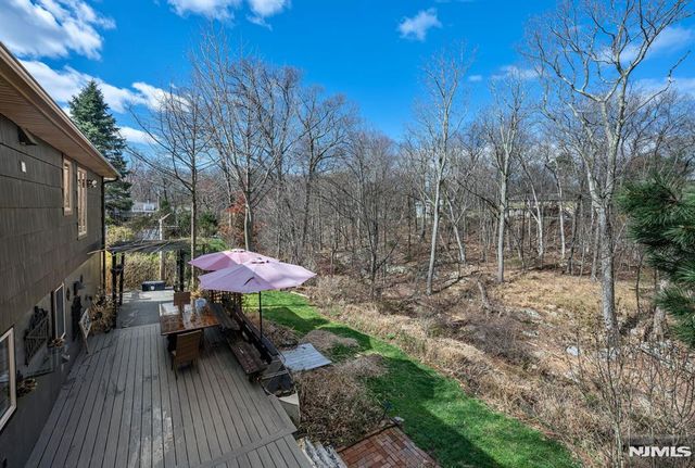 87 Buena Vista Drive, Ringwood, NJ 07456