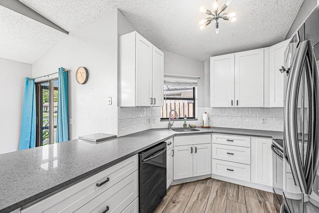 2826 Stoneway Lane A, Fort Pierce, FL 34982
