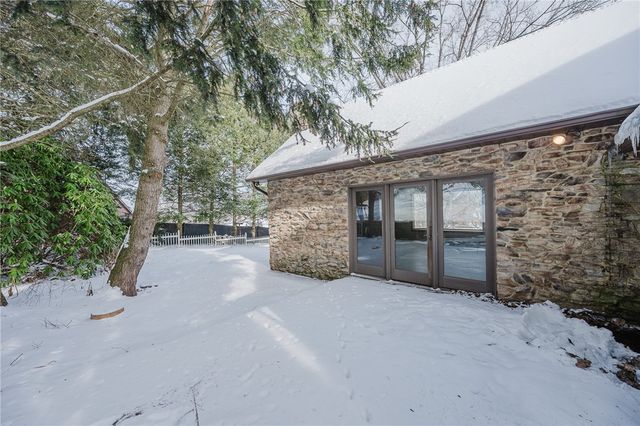 388 High St, Somerset Boro, PA 15501