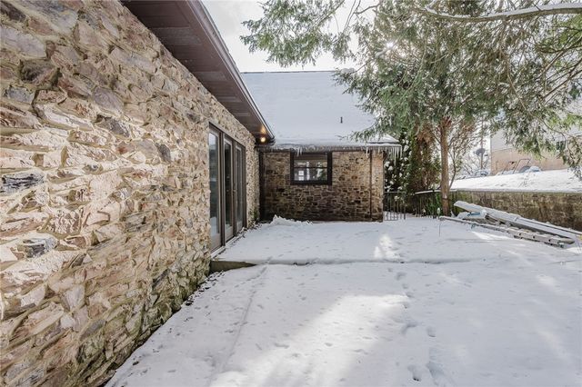 388 High St, Somerset Boro, PA 15501