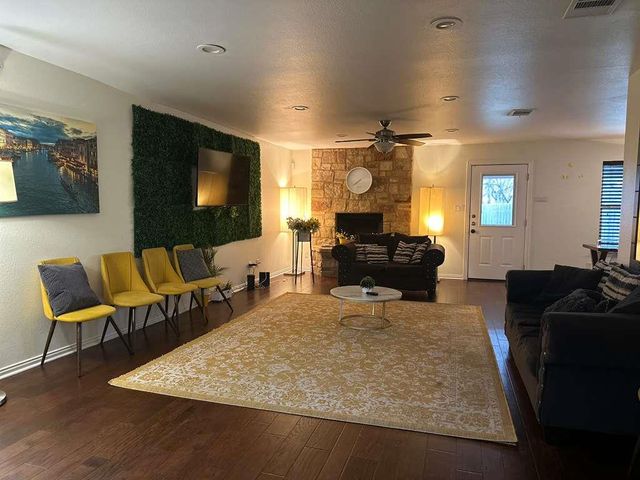 108 Belaire CIR, Round Rock, TX 78664