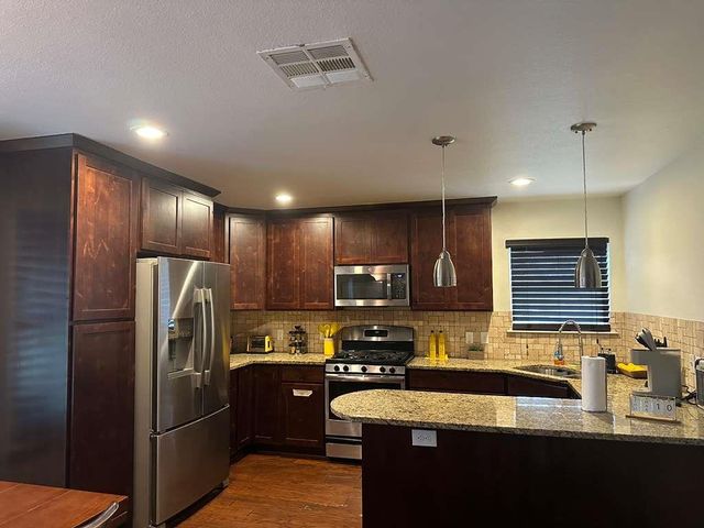 108 Belaire CIR, Round Rock, TX 78664