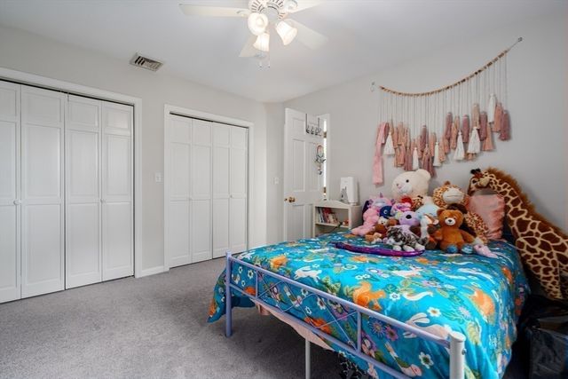 9 Arrowhead Ln, Franklin, MA 02038