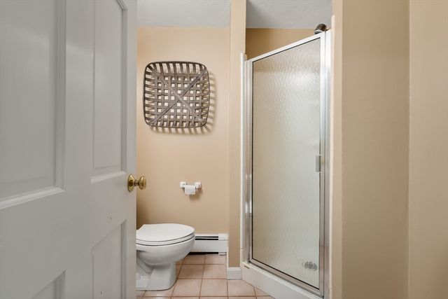 9 Arrowhead Ln, Franklin, MA 02038