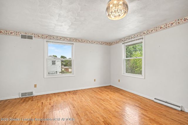 1011 Weston Street, Lansing, MI 48917