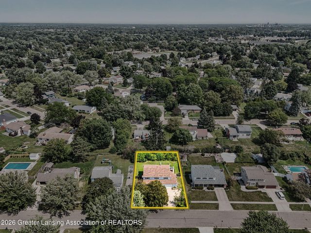 1011 Weston Street, Lansing, MI 48917