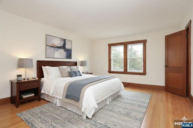 42 Glen Avenue, Midland Park, NJ 07432