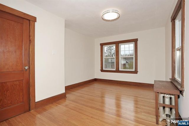 42 Glen Avenue, Midland Park, NJ 07432