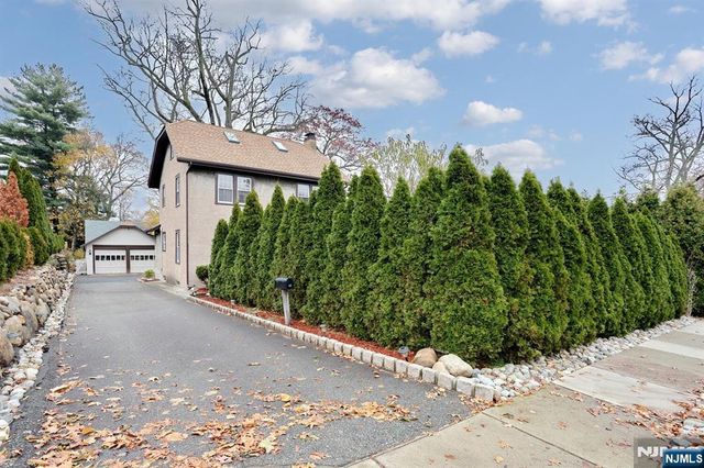42 Glen Avenue, Midland Park, NJ 07432