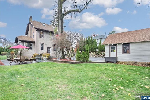 42 Glen Avenue, Midland Park, NJ 07432