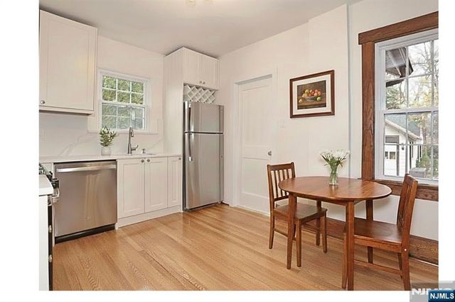 42 Glen Avenue, Midland Park, NJ 07432