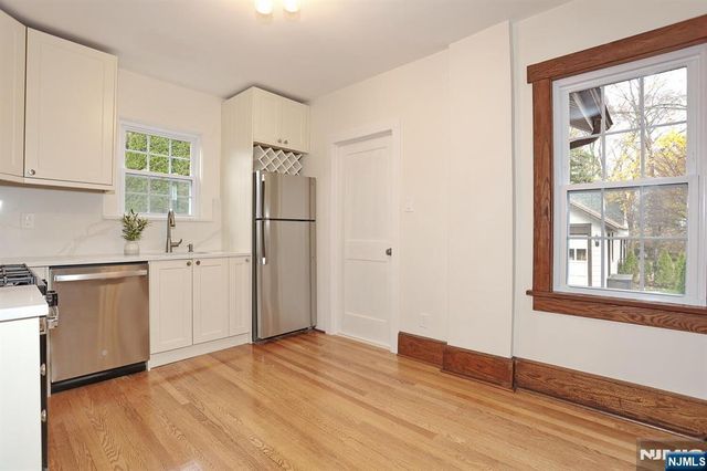 42 Glen Avenue, Midland Park, NJ 07432