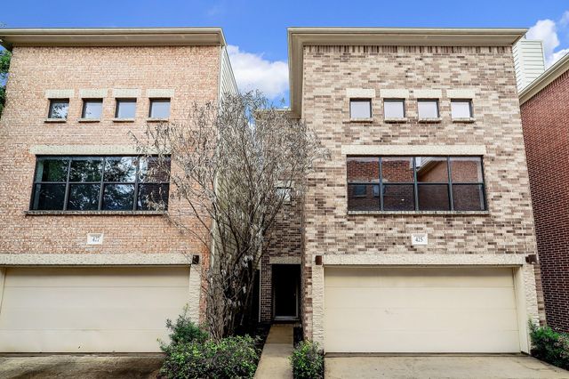 425 W 26th Street, Houston, TX 77008