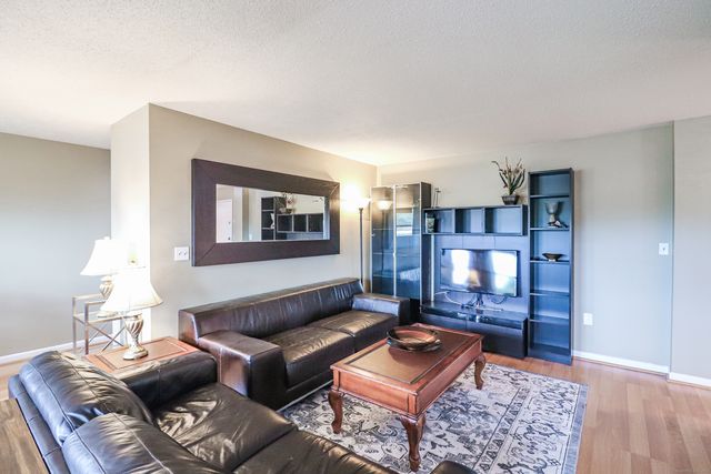 40 Owen Street APT E12, Hartford, CT 06105