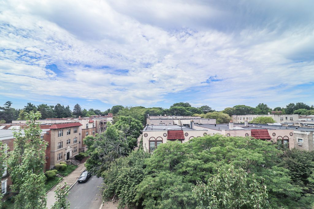 40 Owen Street APT E12, Hartford, CT 06105