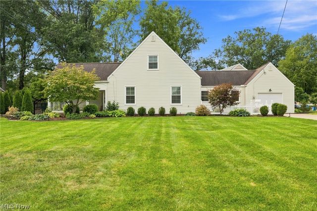 26737 Lake Road, Bay Village, OH 44140