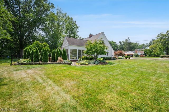 26737 Lake Road, Bay Village, OH 44140