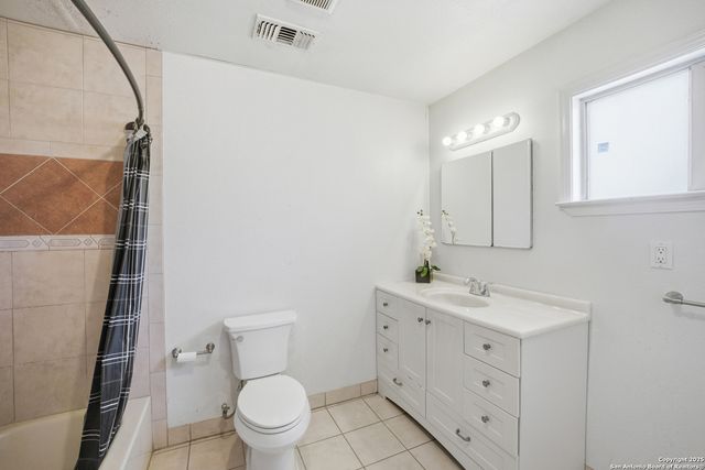 406 N Rancho, Nixon, TX 78140