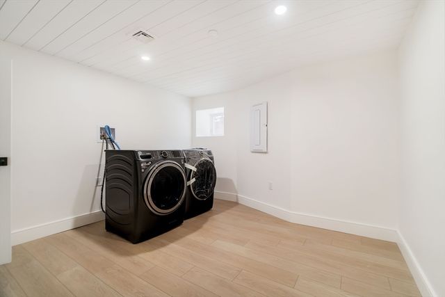 387 Norfolk St 1, Cambridge, MA 02139