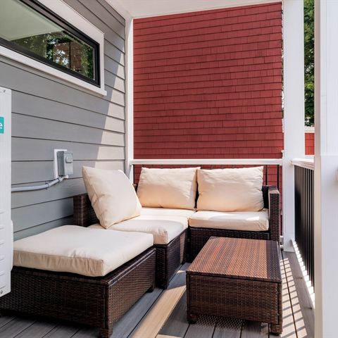 387 Norfolk St 1, Cambridge, MA 02139