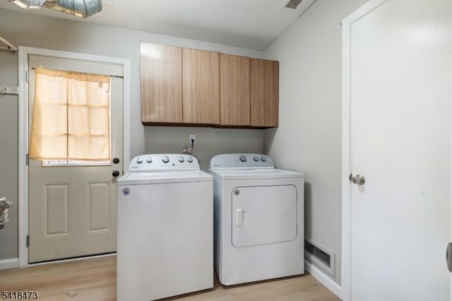 27 Harper Ln, Willingboro Twp., NJ 08046