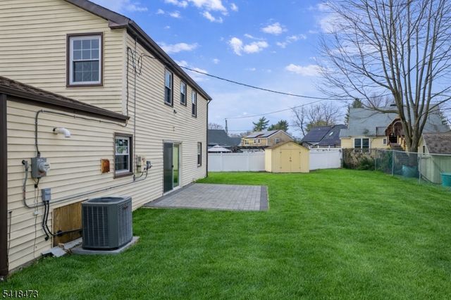 27 Harper Ln, Willingboro Twp., NJ 08046