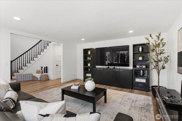 2203 140th Place SE, Mill Creek, WA 98012