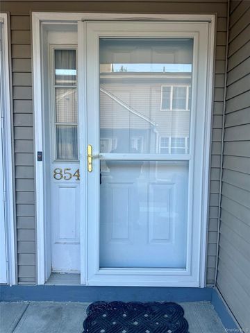 854 E Crooked Hill Road, Pearl River, NY 10965